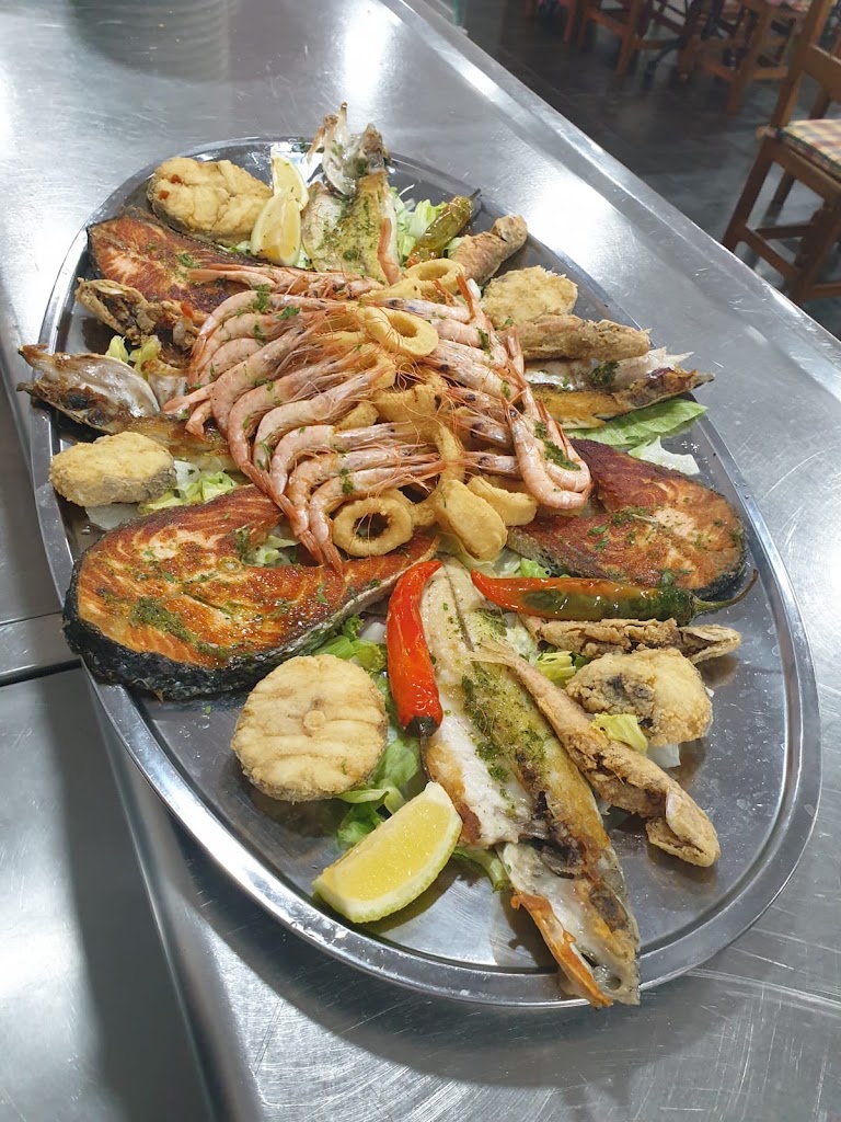 El Nakhil 2 — Comida y bebida