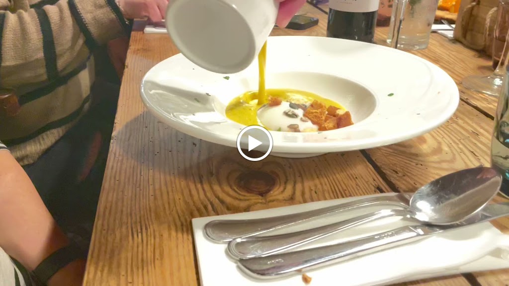 La Taverna del Barri Vell — Videos