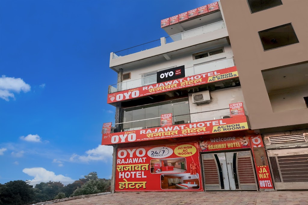 Oyo Rajawat Hotel
