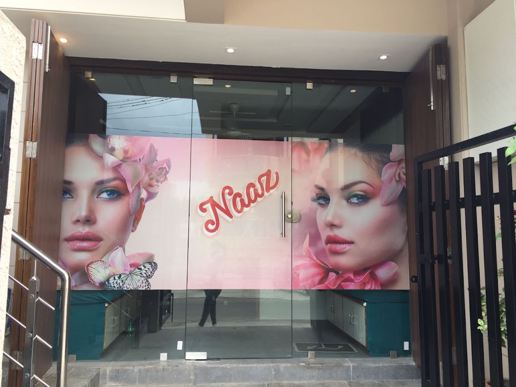 Naaz Beauty Salon