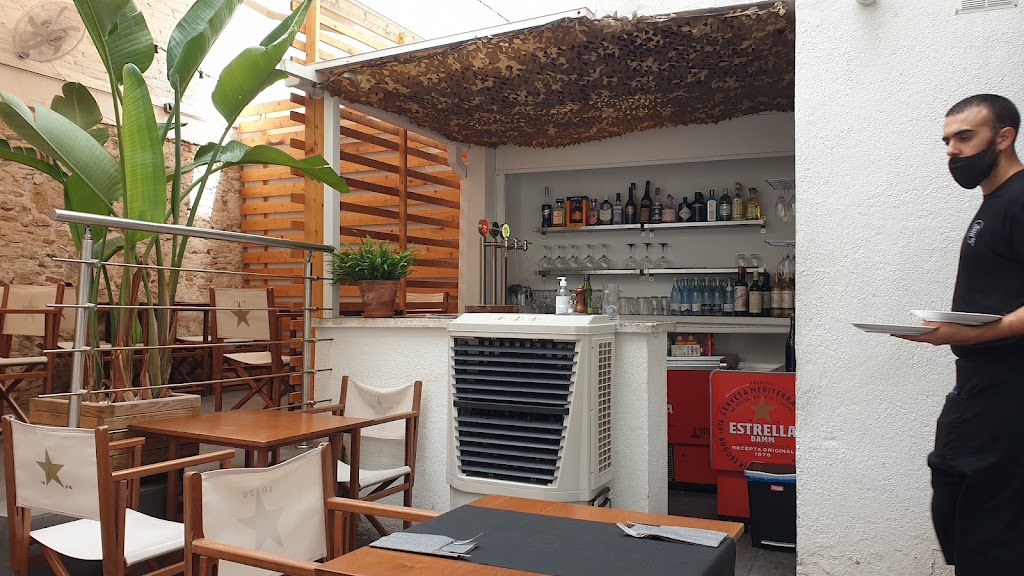Que s'hi cou Restaurant — Ambiente