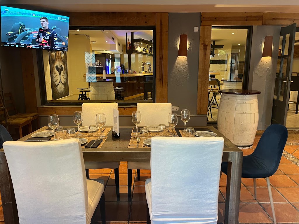 Taberna Donde Nacho — Ambiente