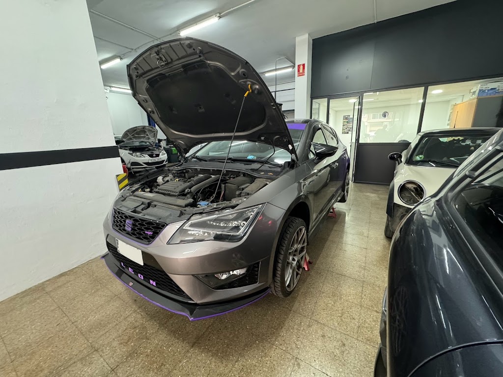AV PERFORMANCE MOTOR SERVICES — Del propietario