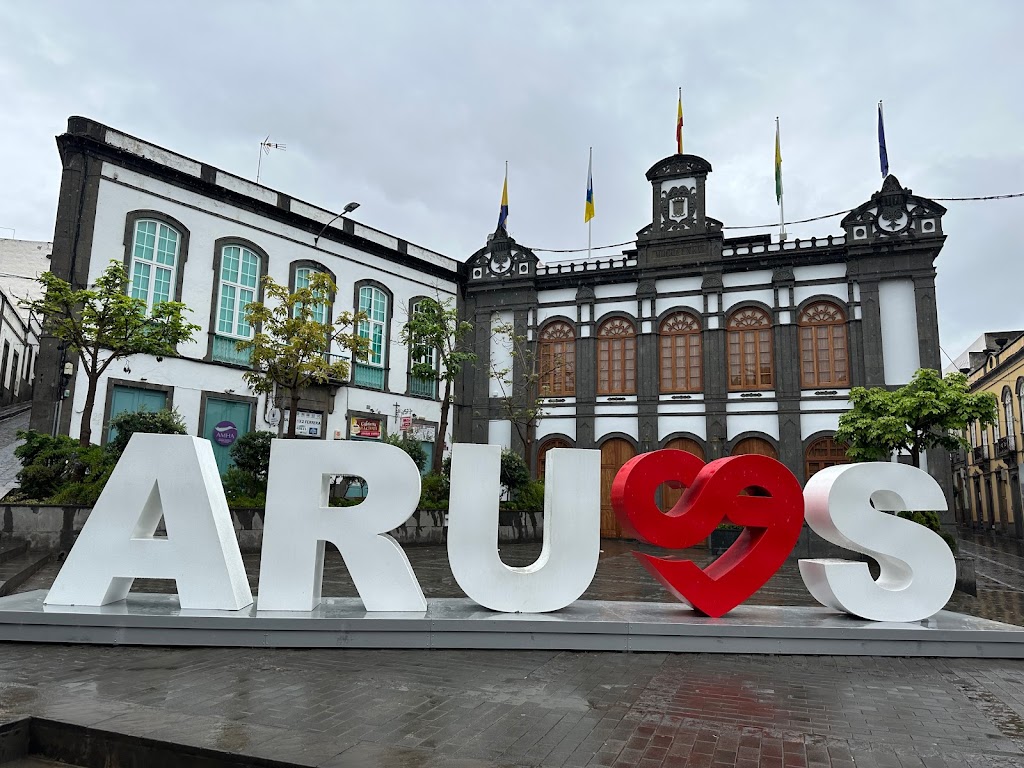 Arucas sign