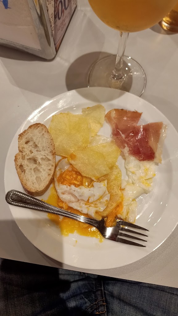 Cafeteria Momentos — Comida y bebida
