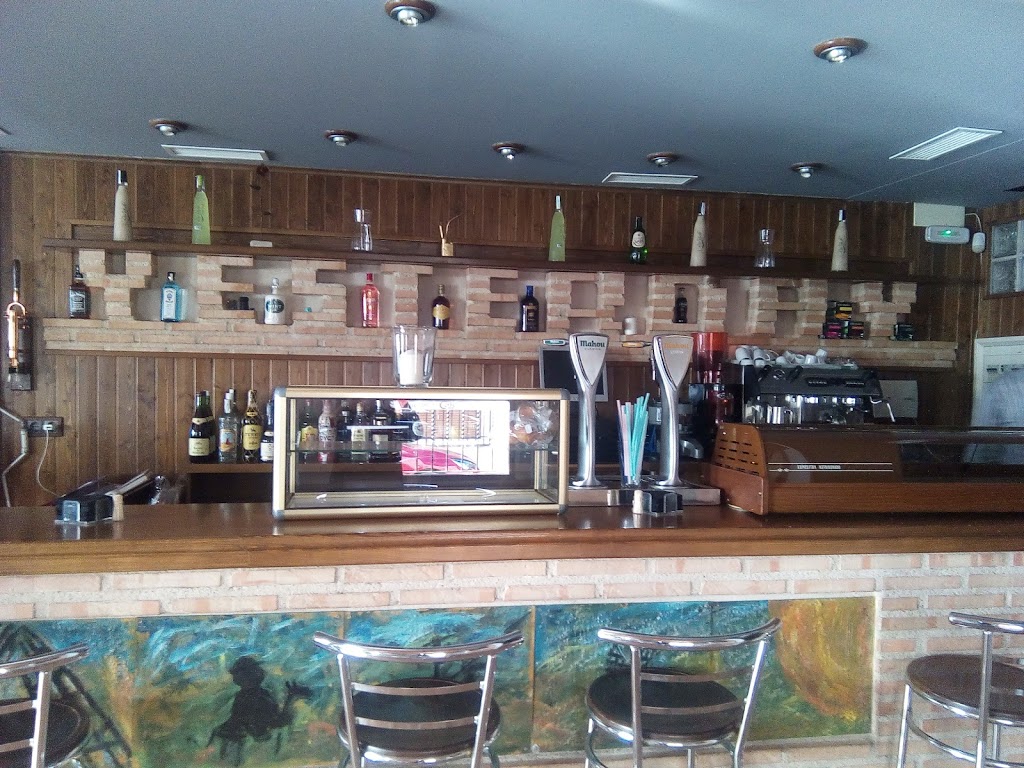 Bar cafeteria Yesterday