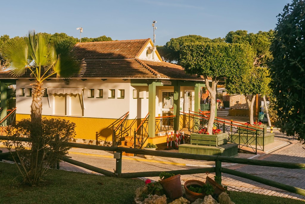 Camping Playa La Bota