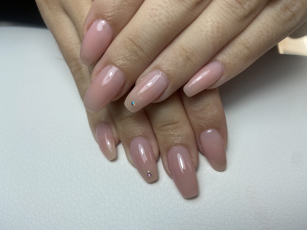 Mia Magic ESTETICA AVANZADA — Manicura