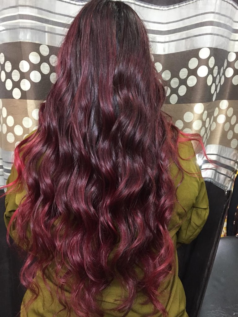 Look Well Beauty Parlour