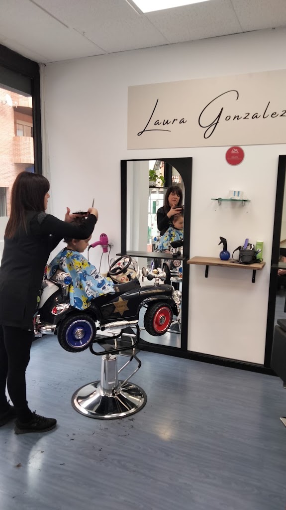 Peluqueria Collado Villalba - Laura Gonzalez — Del propietario