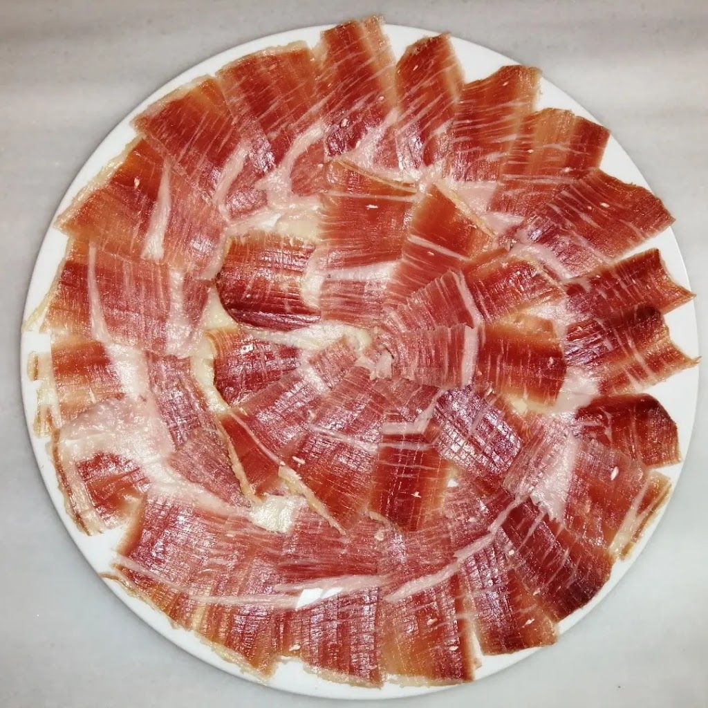 Taberna El Acebuche — Comida y bebida