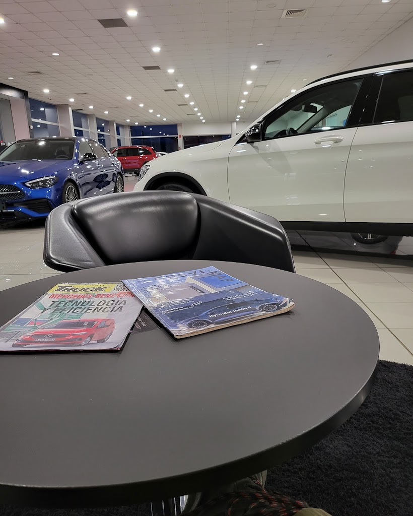 Louzao Ferrol - Concesionario Oficial Mercedes-Benz y Smart — Interior
