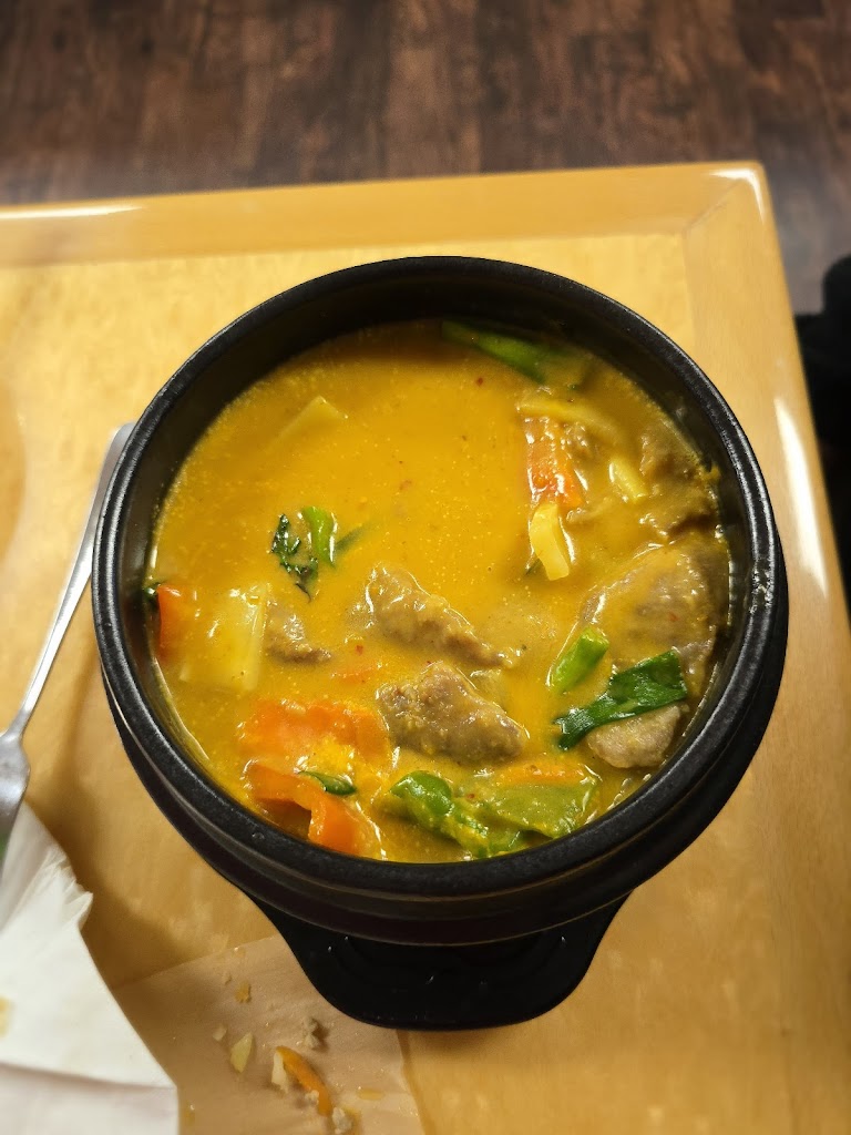 RED PEPPER Asian Cuisine & BOBA