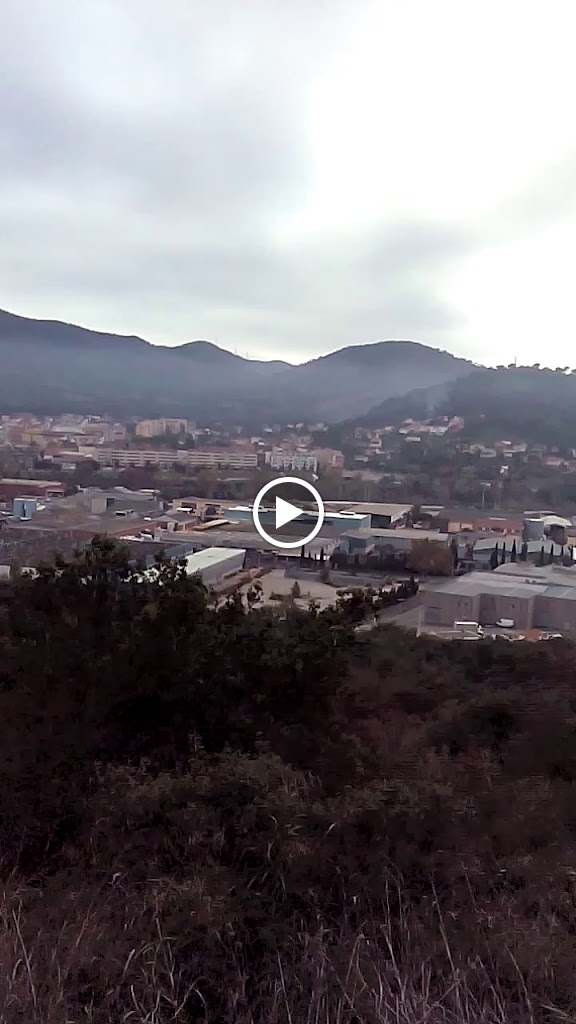Bar Plaza Del Pueblo — Videos