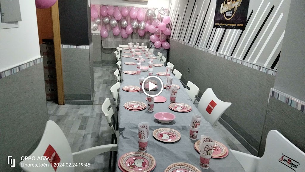 Cafe bar bocateria entre amigos