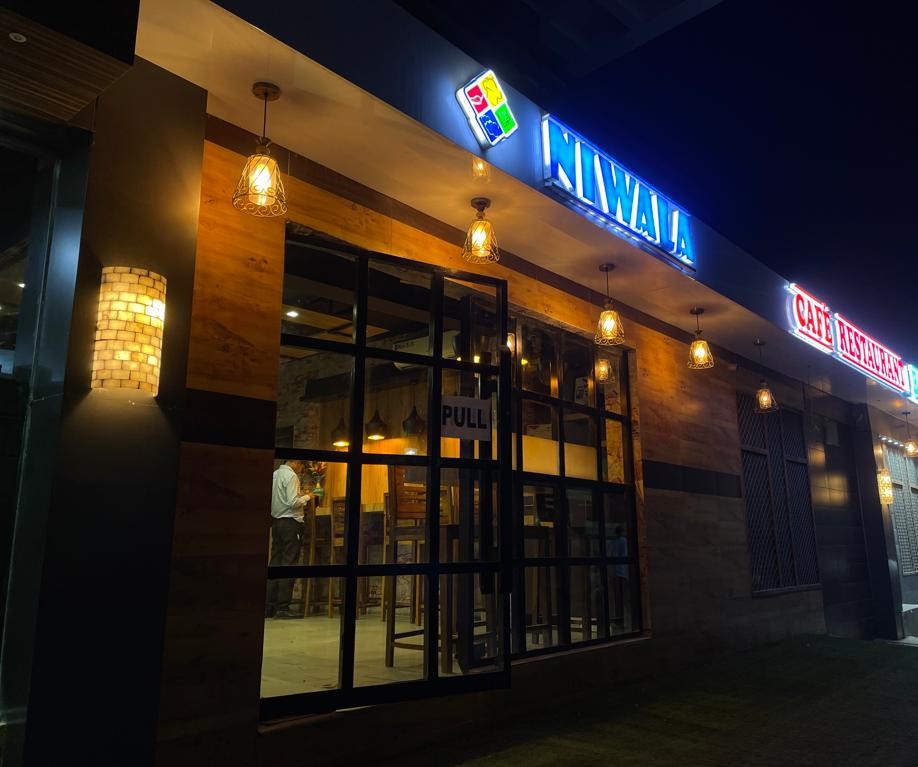 Niwala Cafe Restaurant