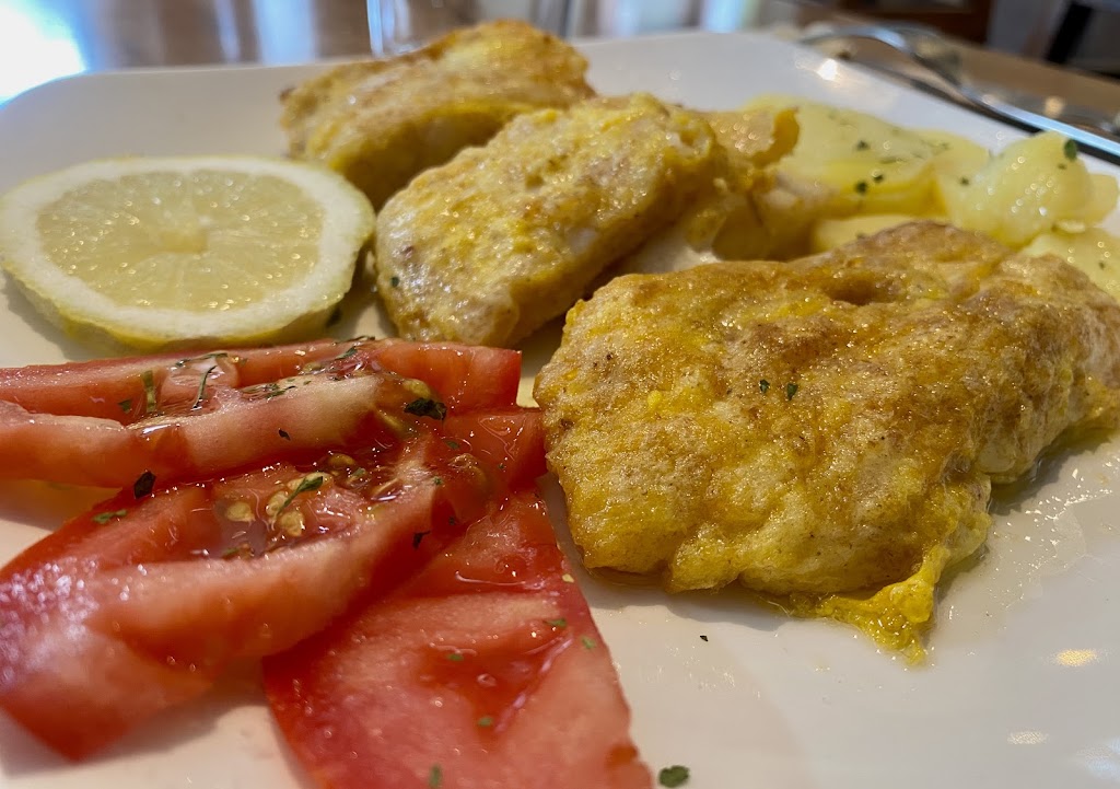 Restaurante Caddie — Comida y bebida