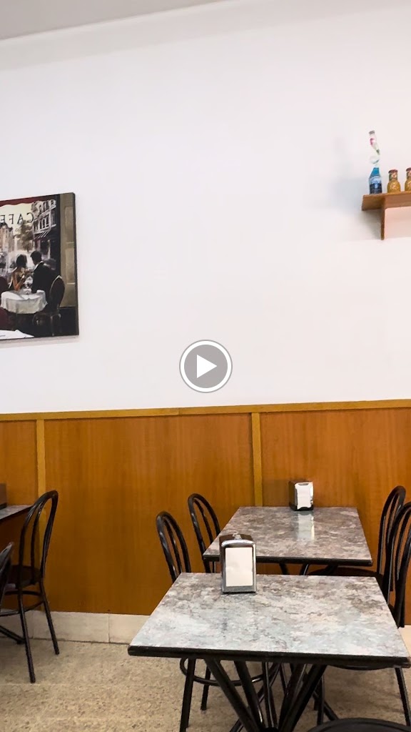 Bar El Cafe de la Creu — Videos