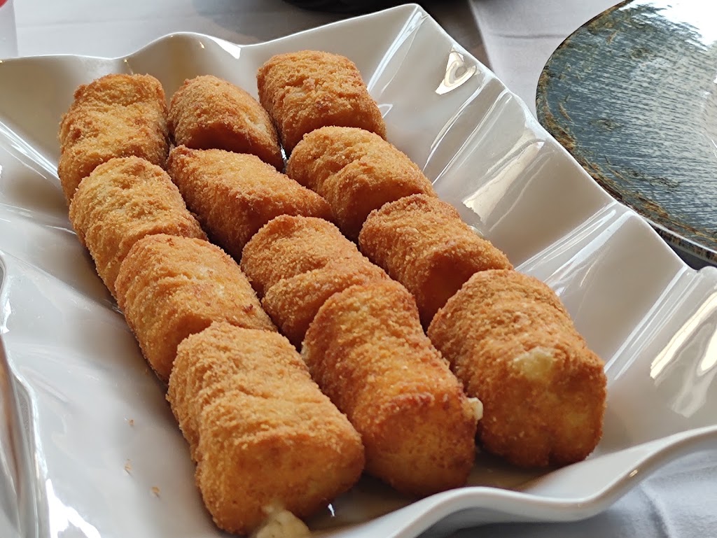 Viento en Popa — Comida y bebida
