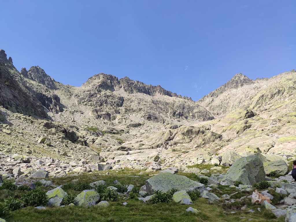 Senda de la Laguna Grande