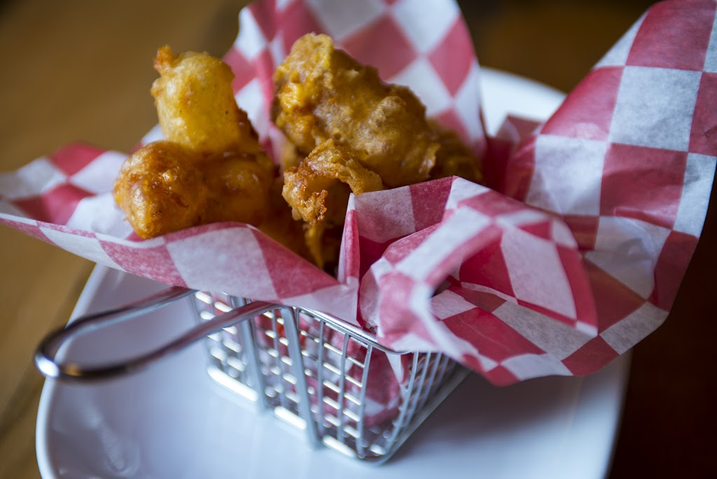  Bibinger's Bar & Restaurant