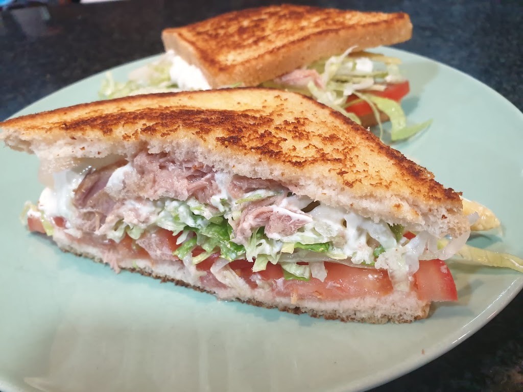 La Joya Cafe — Comida y bebida