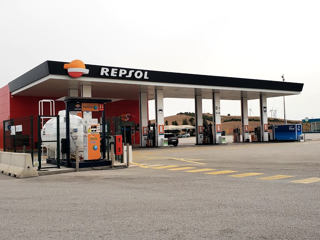 Estacion de Servicio Repsol — Exterior