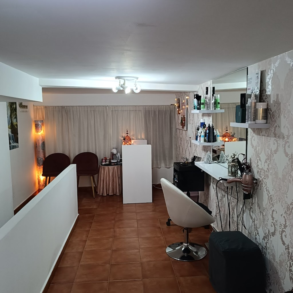 Peluqueria y estetica Loli Corredor