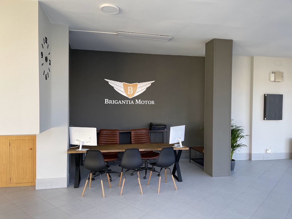 Brigantia Motor, S.L. — Interior