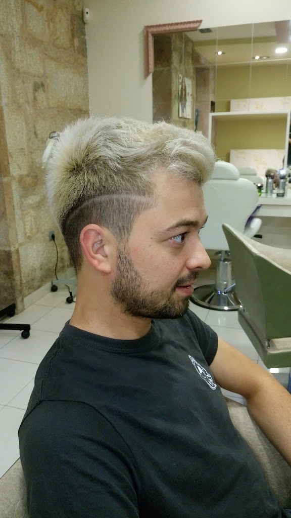 Peluquerias Dora — Peinado