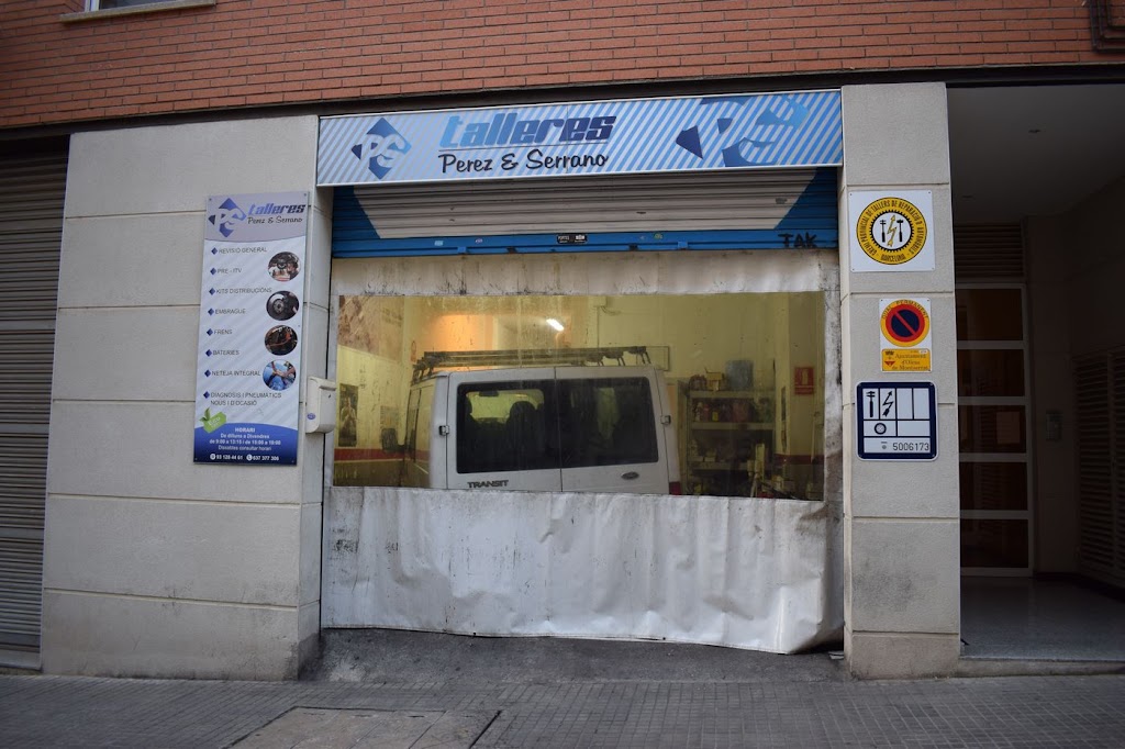 Talleres Perez & Serrano — Exterior
