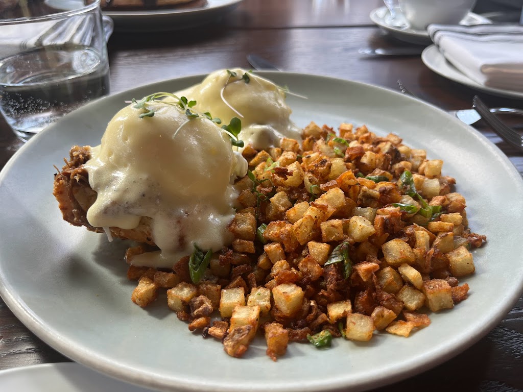 Eggs Benedict
