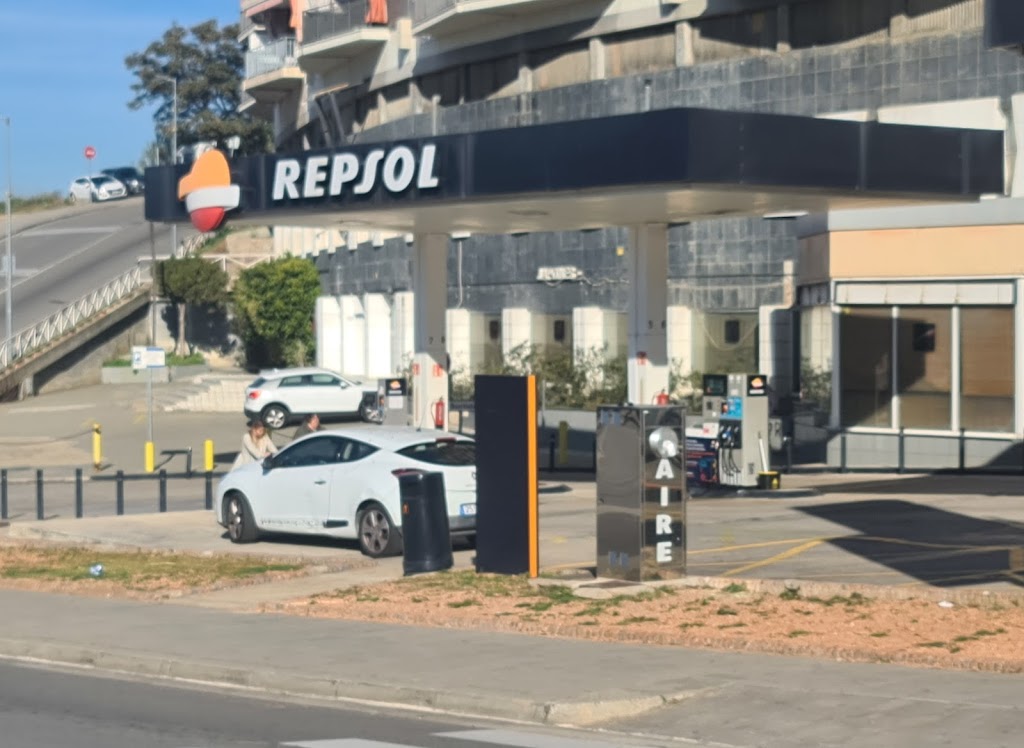 Estacion de Servicio Repsol