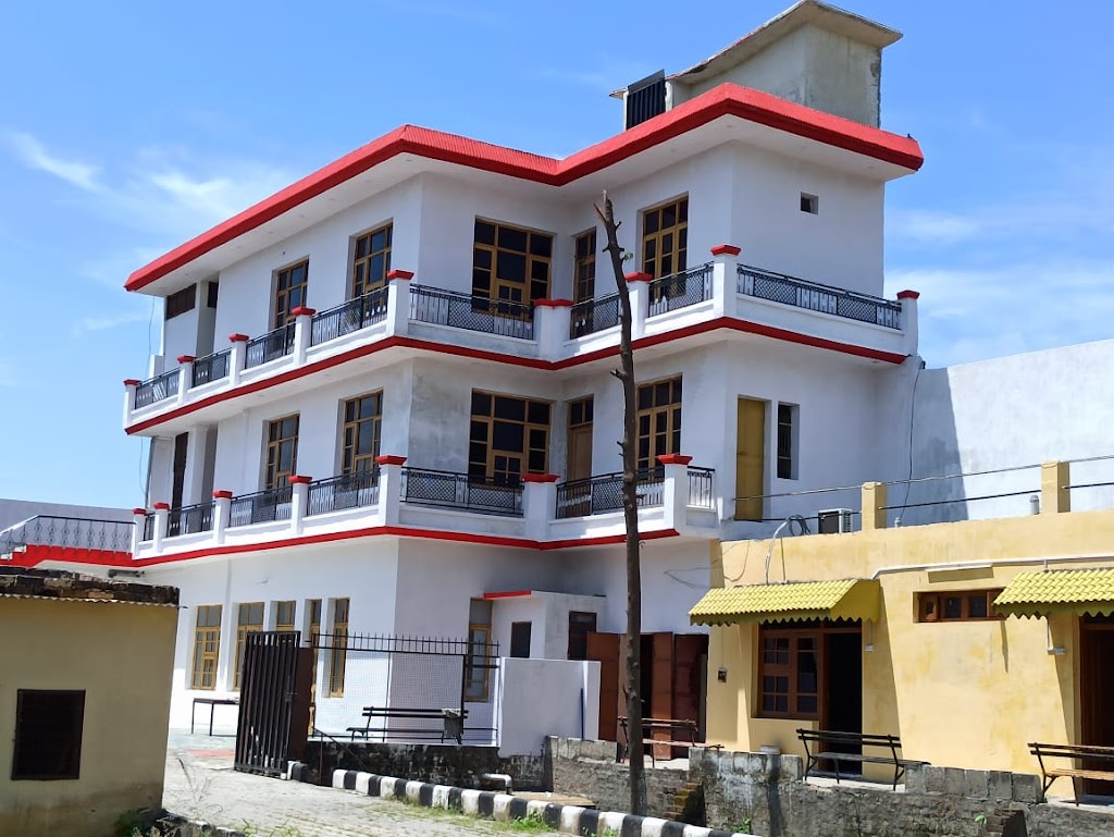 Hotel Nri