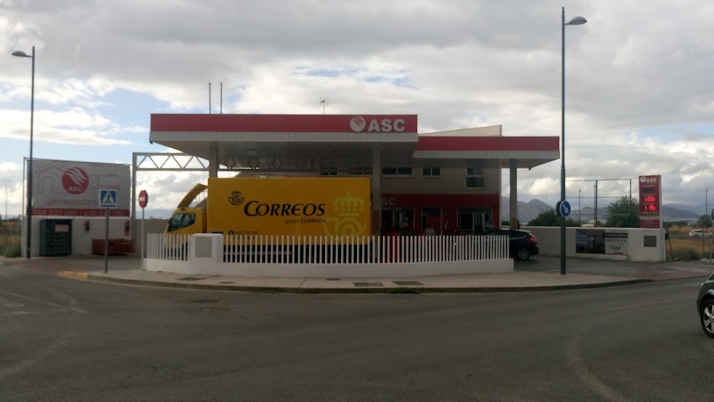 Estacion de Servicio ASC en Ogijares, Granada — Exterior