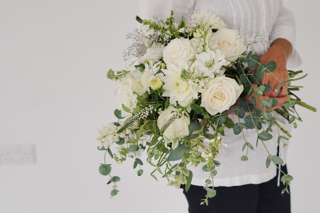 Sally Dinham-Scott - Luxury Floral Bouquets