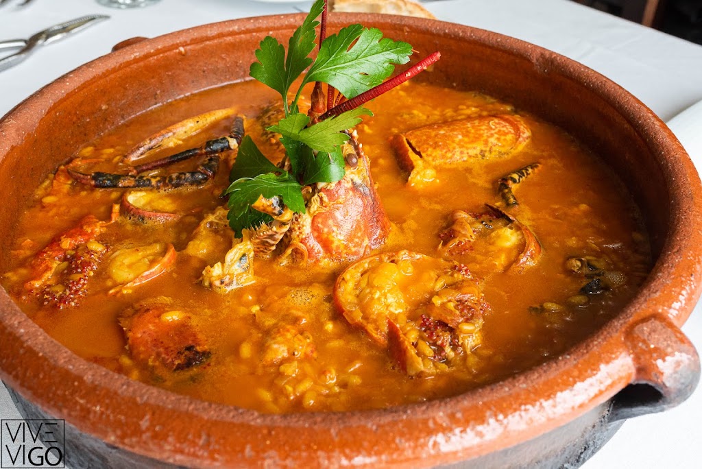 Restaurante Pinales — Comida y bebida