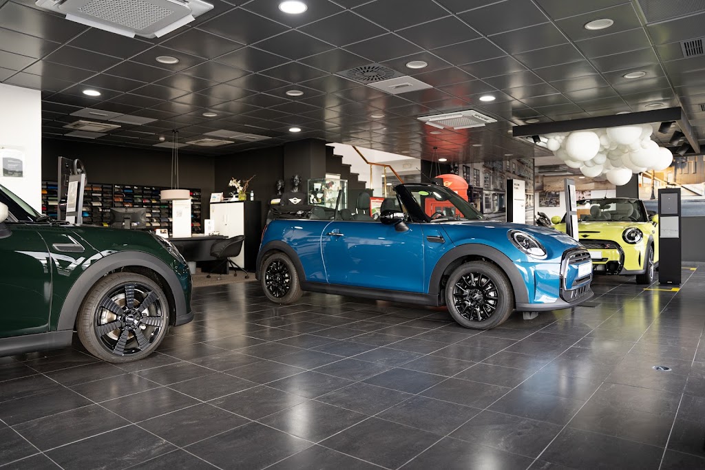 MINI Canaauto — Interior