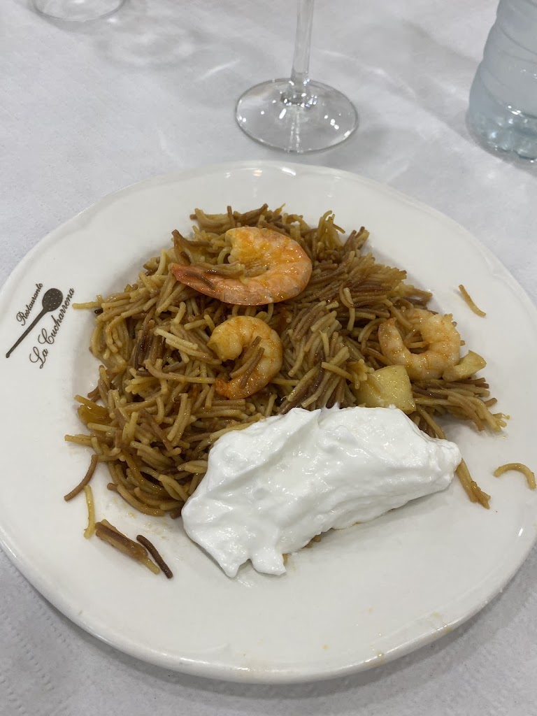 Restaurante La Cucharrena — Comida y bebida