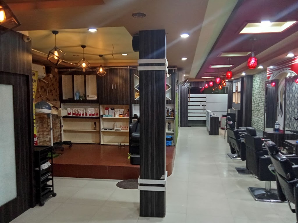 Changes Best Unisex Saloon