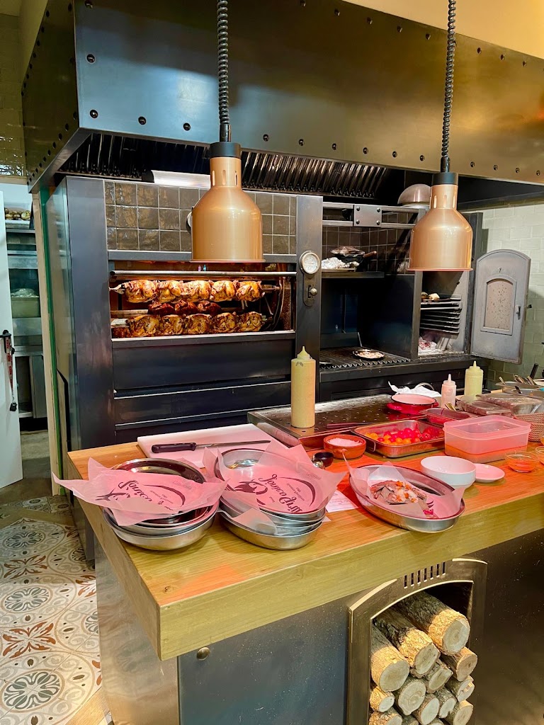 jonico grill — Comida y bebida