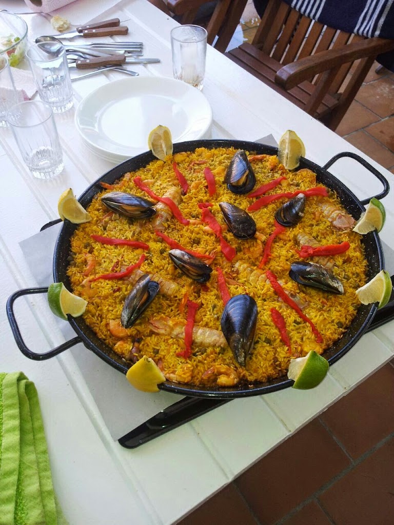 Restaurante El rincon de Bernardo — Comida y bebida