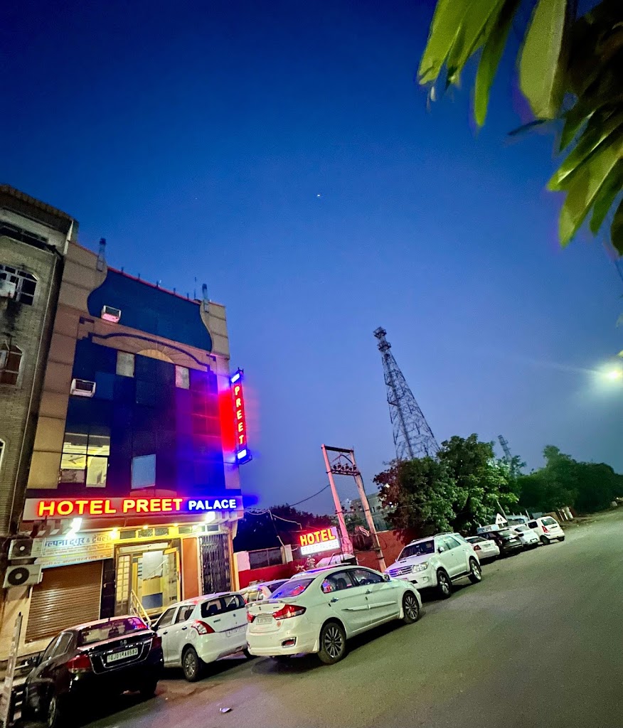 Hotel Preet Palace
