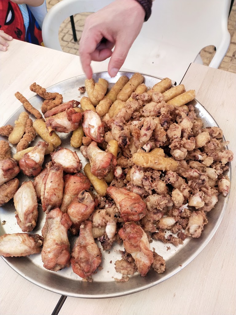 Punto Cubano Benicasim — Comida y bebida