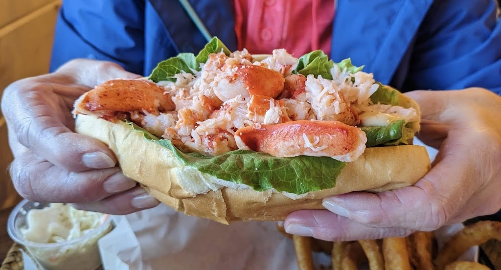 Lobster roll