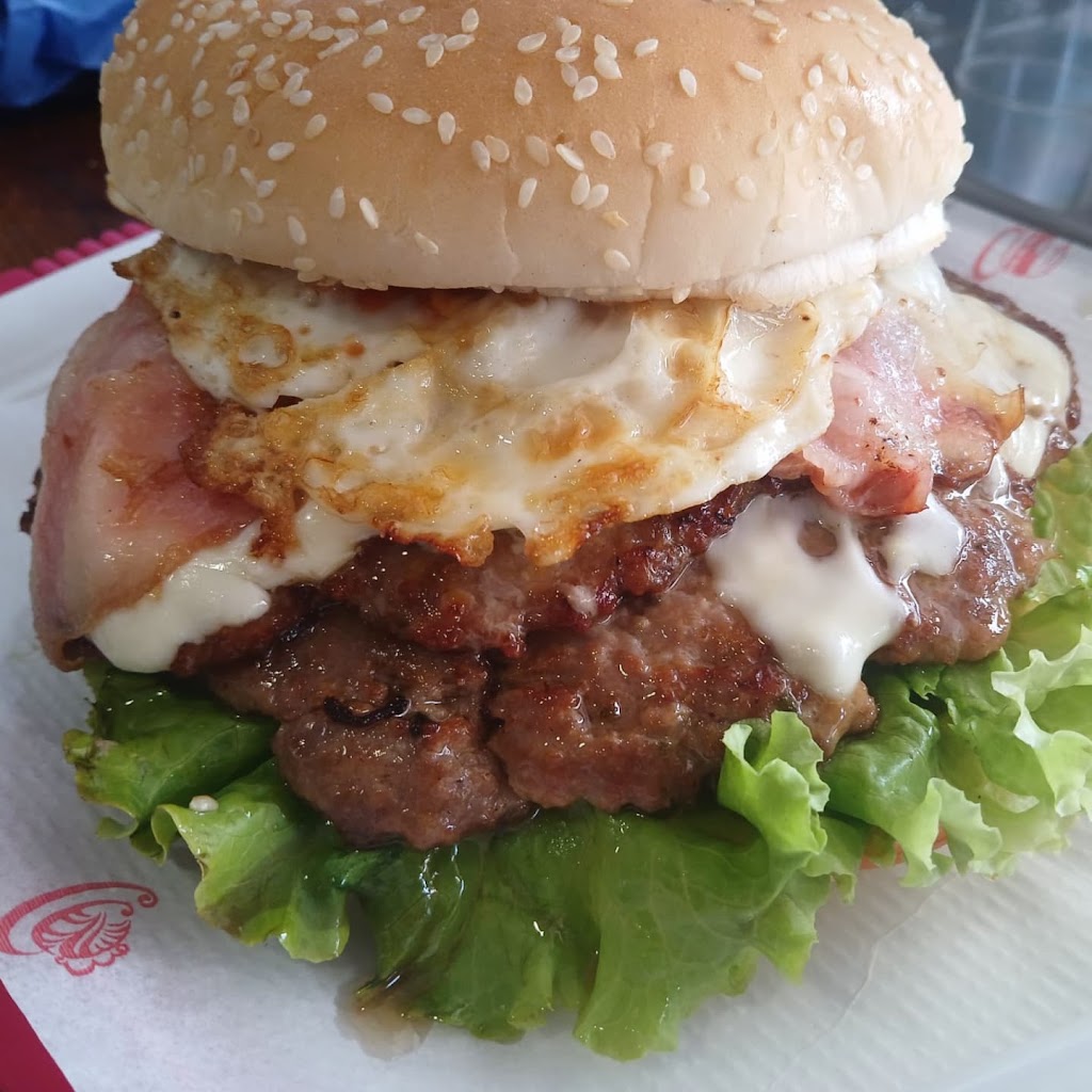 Autobar El Roque — Comida y bebida