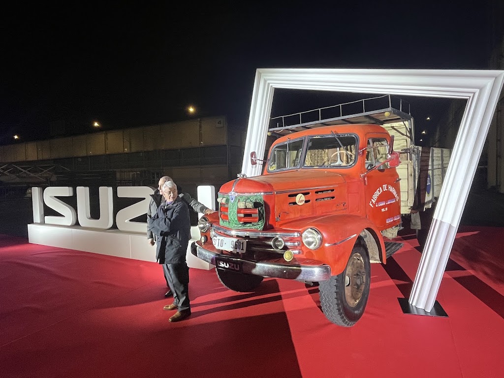 Isuzu - Automoviles Antamotor - Coruna — Todas
