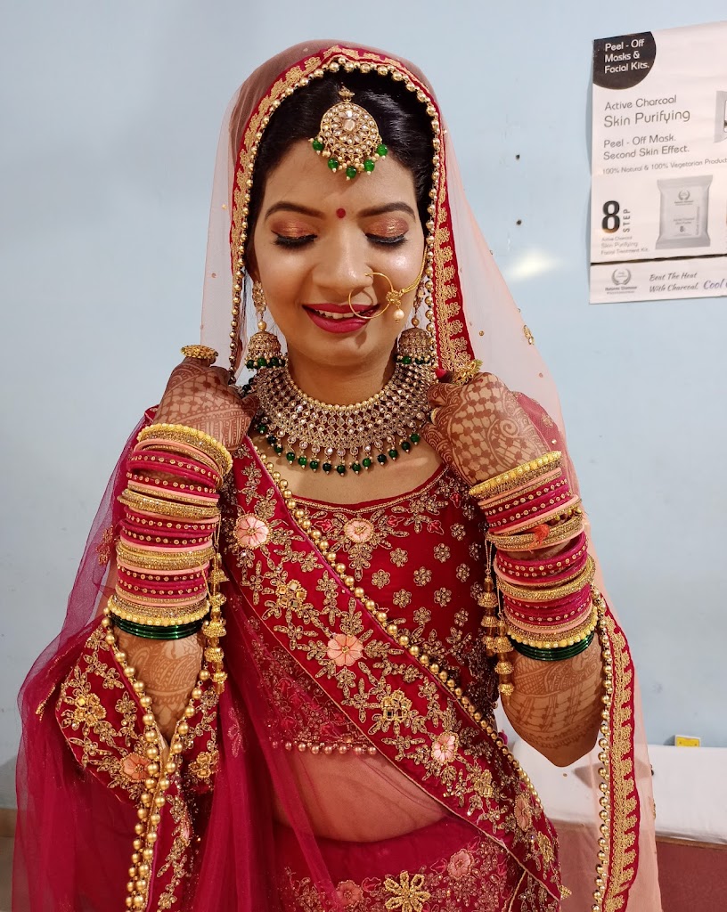 Kanishka Beauty Parlour