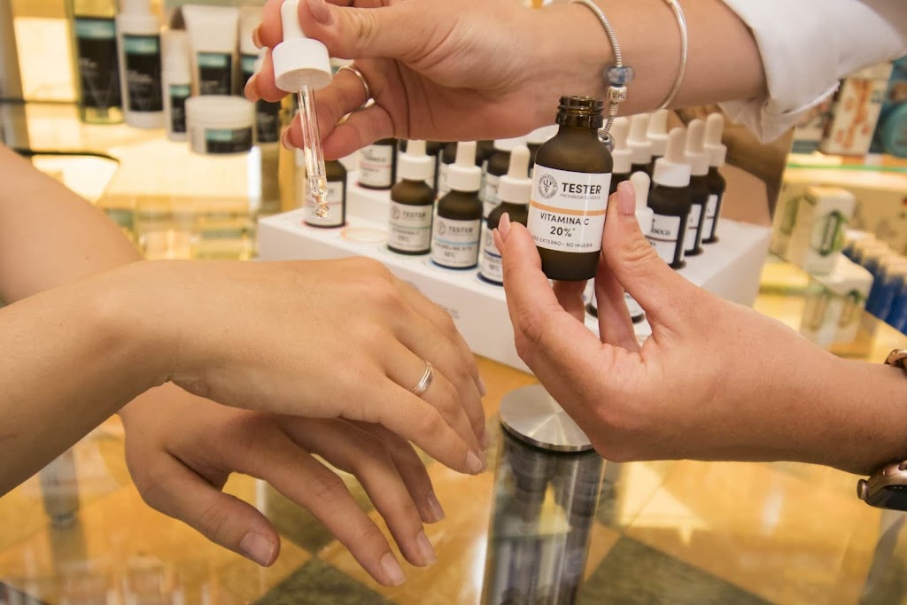 Farmacia Valseca - Ldo Francisco Javier Valseca