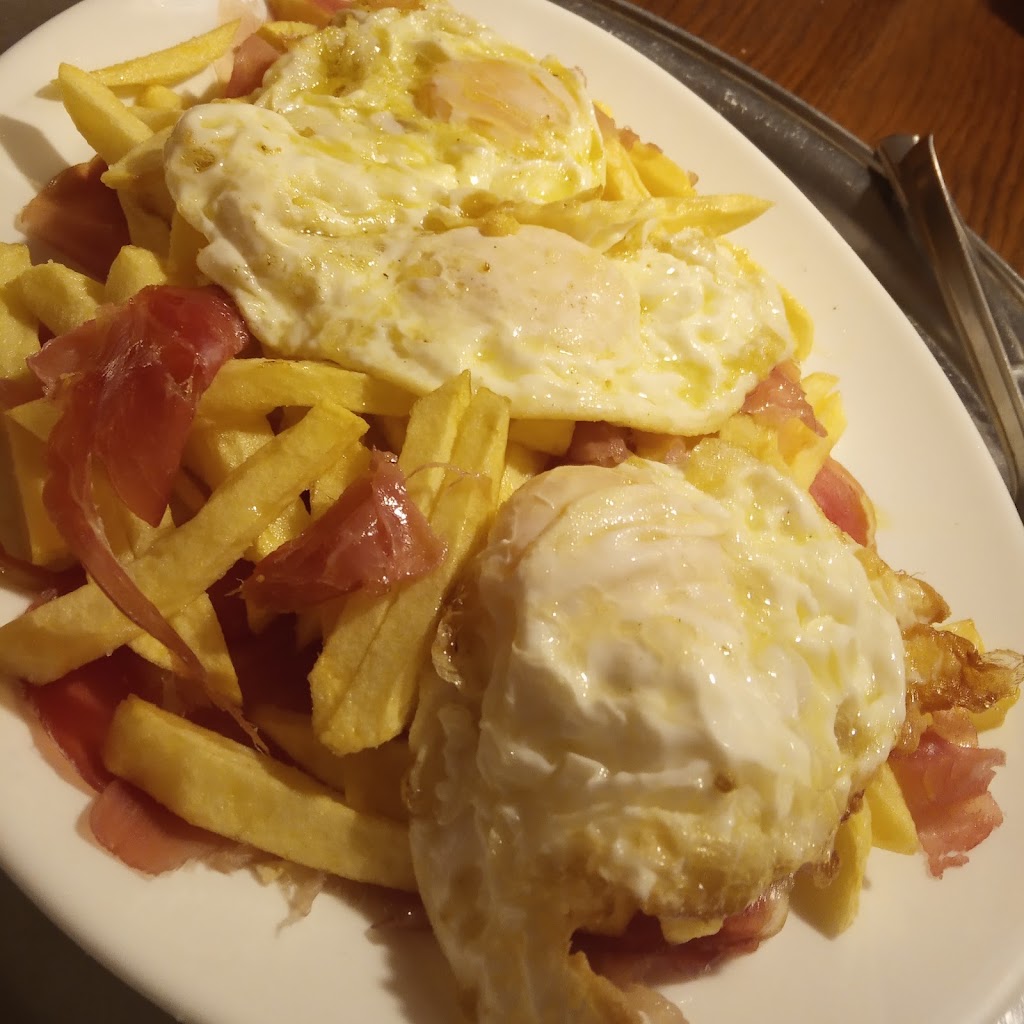 cerveceria yosua's — Comida y bebida